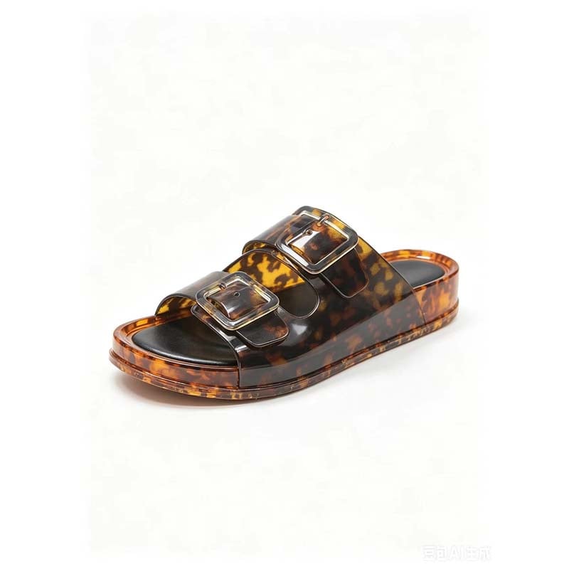 Rutschfeste, dicksohlige, stylische Sandalen